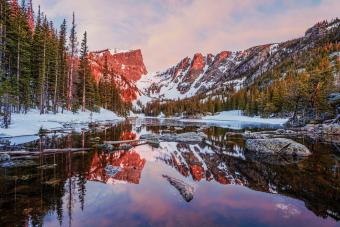 https://cf.ltkcdn.net/camping/images/slide/276819-850x566-rocky-mountain-national-park-1.jpg