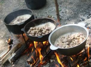 outdoor campfire cooking