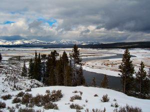 Yellowstone_winter.jpg