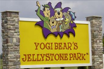 Jellystone Welcome Sign
