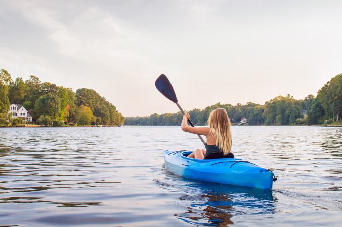woman kayaking