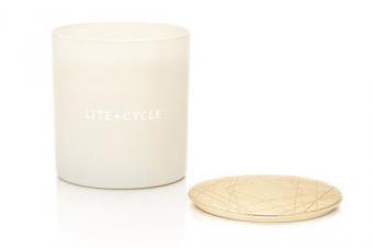 LITE + CYCLE Essential oil candle