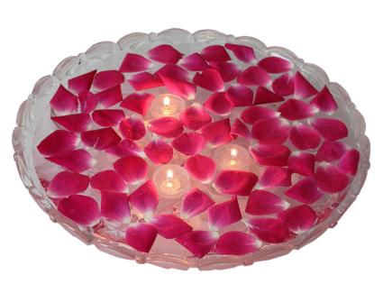 Gel candles make beautiful centerpieces.