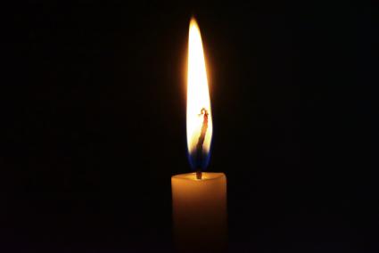 How To Interpret Candle Flame Meanings Lovetoknow