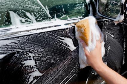 cleaning car exterior