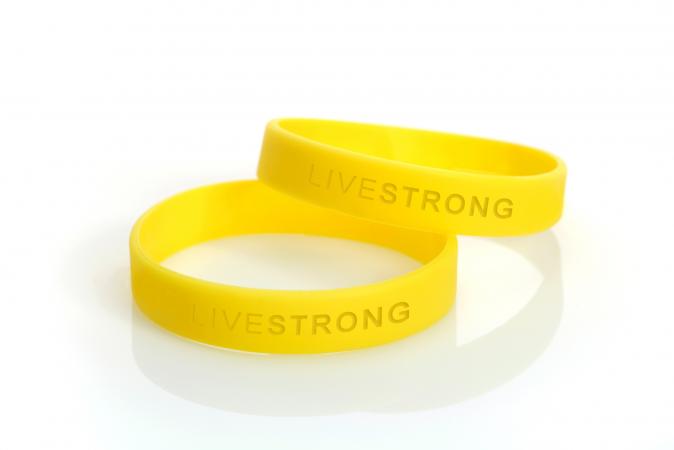 LIVESTRONG writsbands
