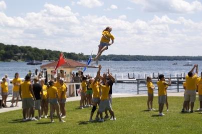 cheerleaders practicing a stunt