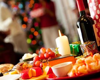 https://cf.ltkcdn.net/christmas/images/slide/127852-499x400-xeve12.jpg
