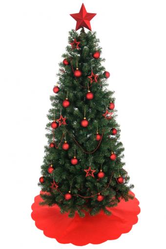 https://cf.ltkcdn.net/christmas/images/slide/162191-566x848-Red-decorations.jpg