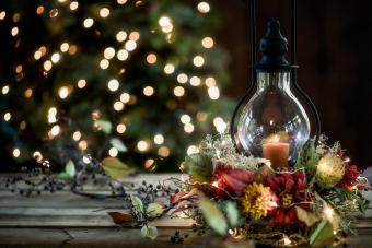 18 Victorian Christmas Decoration Ideas for Inspiration | LoveToKnow