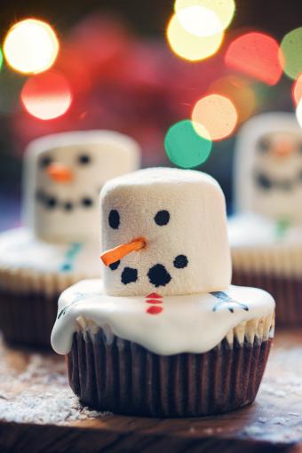 Melted Snowman Cupcakes