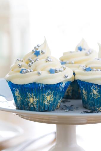 https://cf.ltkcdn.net/christmas/images/slide/311010-566x848-istock-000010852198small.jpg
