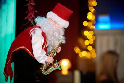Fun Christmas Customs From Around The World Lovetoknow
