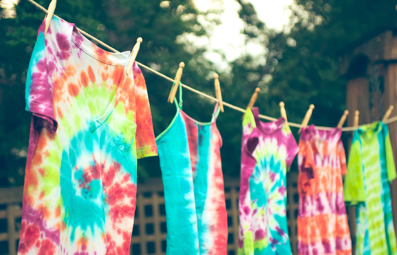 How to Wash Tie Dyed Fabric (with Pictures) - wikiHow