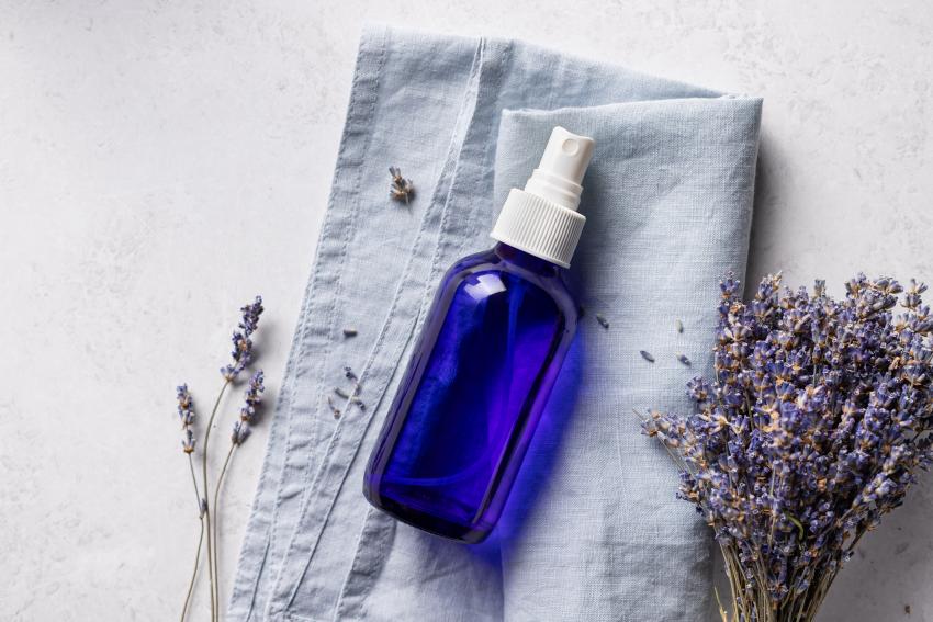14 Ways to Make Your Closet Smell Good Right Now LoveToKnow