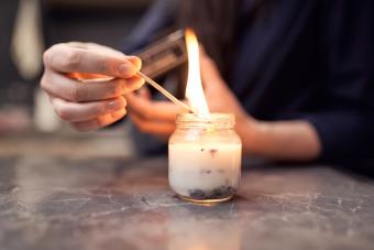 5 Foolproof Hacks for How to Get Candle Wax Out of a Jar