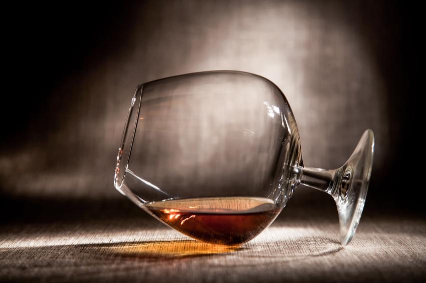 Types of Cocktail Glasses An Easy Guide to the Essentials LoveToKnow