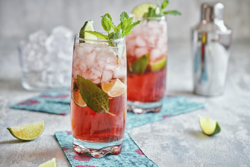 Fun Fruity Alcoholic Drinks 19 Delicious Recipes LoveToKnow