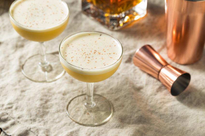 9 Revitalizing Gin Spring Cocktails With Botanical Flare LoveToKnow