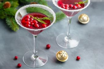 Jolly Christmas Martini Recipe That's Santa's Favorite Sip