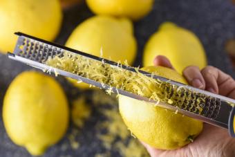 lemon zest cocktail garnish