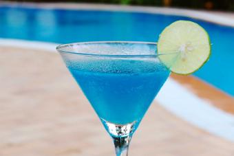 How to Make a Blue Cosmopolitan Cocktail