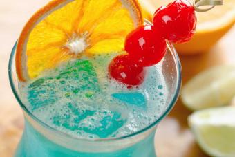 Blue Lagoon Cocktail That Makes a Splash