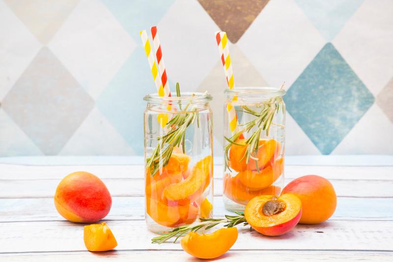 12 Appetizing Apricot Cocktail Recipes LoveToKnow