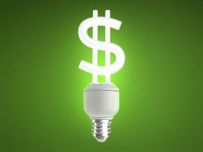 Applying for a celebrity-sponsored scholarship is a bright idea.