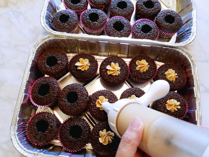 Bake Like a Pro With 15 Genius Cupcake Filling Ideas LoveToKnow
