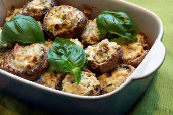 Vegan stuffed mushrooms