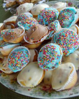 everybody loves cupcakes