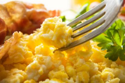 Fluffy scrambled eggs