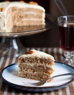 carrot cake with cream cheese frosting
