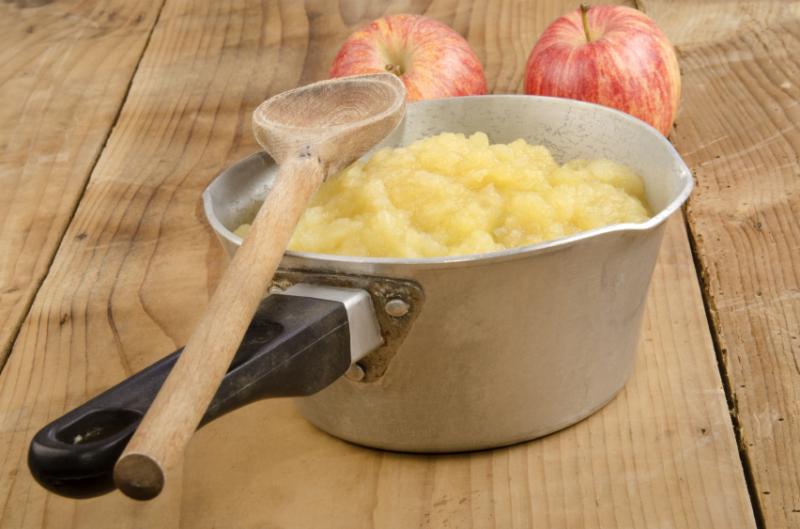 Create Homemade Applesauce With Simple Ingredients | LoveToKnow
