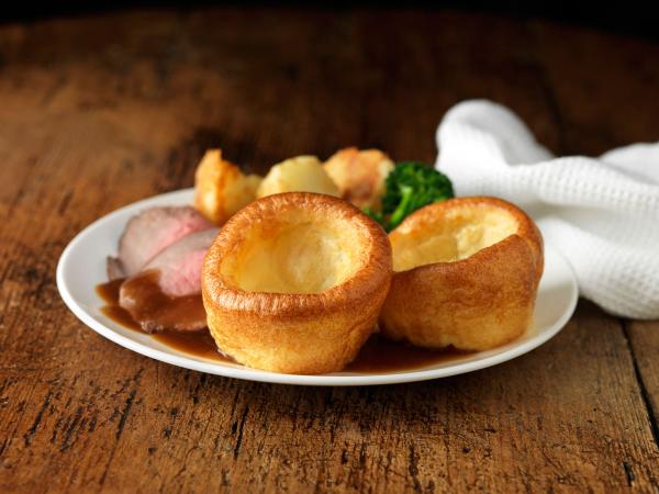 Yorkshire pudding with beef and vegetables