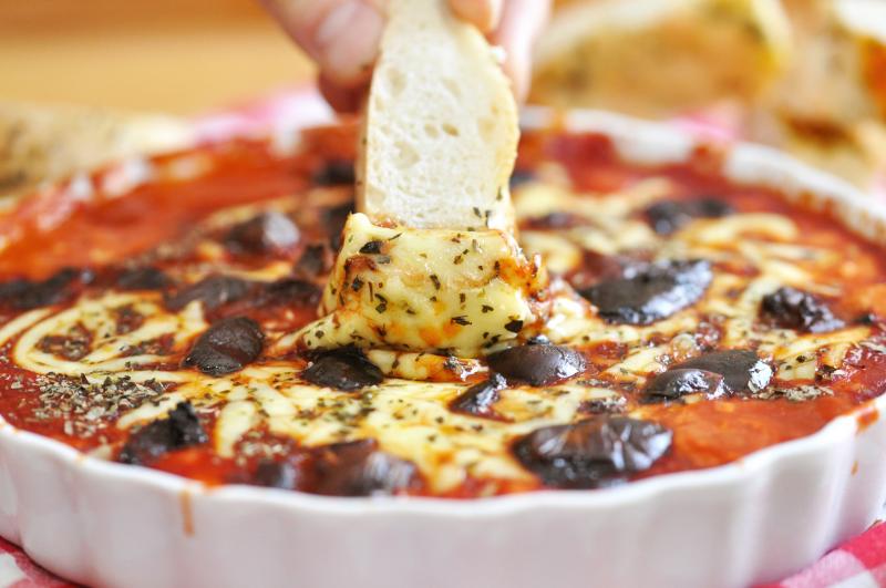 Easy & Versatile Pizza Dip Recipe That'll Be a Hit at Parties | LoveToKnow