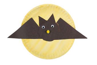 Halloween craft bat on paper plate