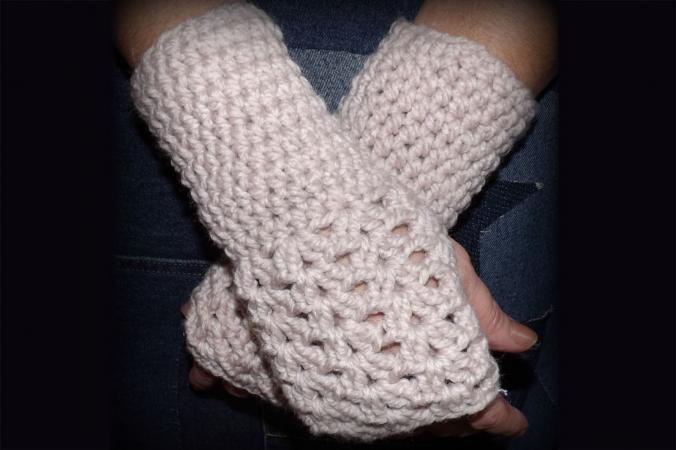 crocheted fingerless gloves