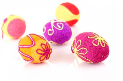 Yarn-covered Easter eggs