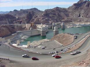 A Lake Mead dinner cruise provides superb views of Hoover Dam.