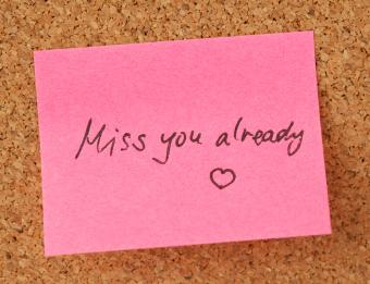 A love note on a pink sticky note