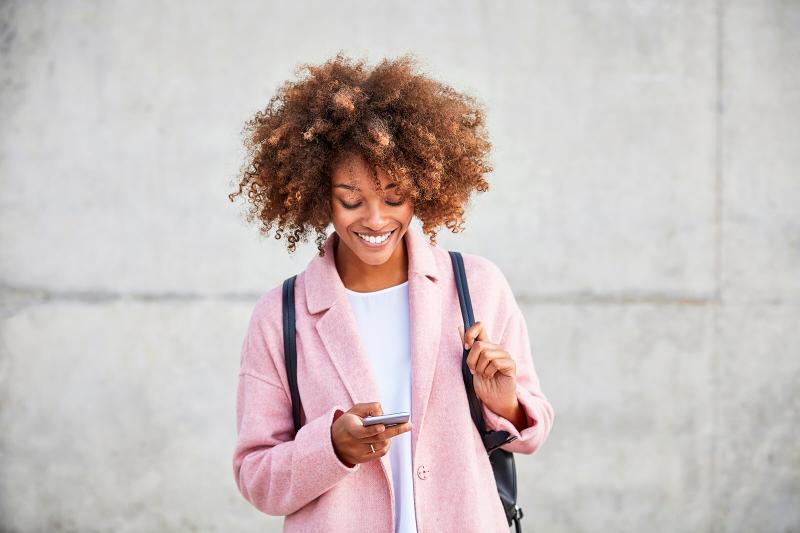 Will Texting Too Much Before a First Date Ruin It? LoveToKnow