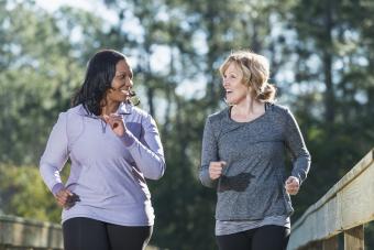 friends jogging