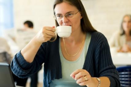 woman drinking coffee