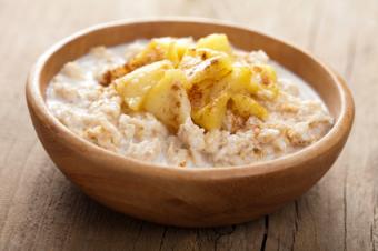 Apple Cinnamon Oatmeal