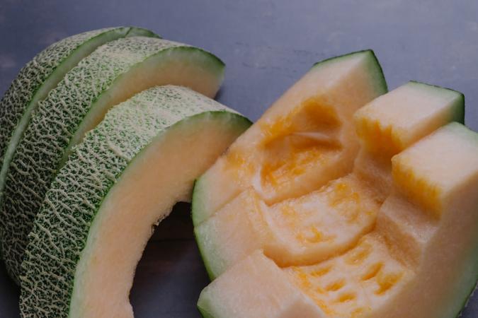 fresh melon slices