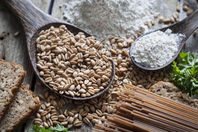 Raw spelt flour