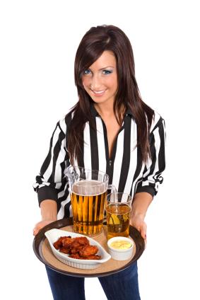 Hot_woman_with_junk_food.jpg