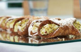 Sicilian cannoli